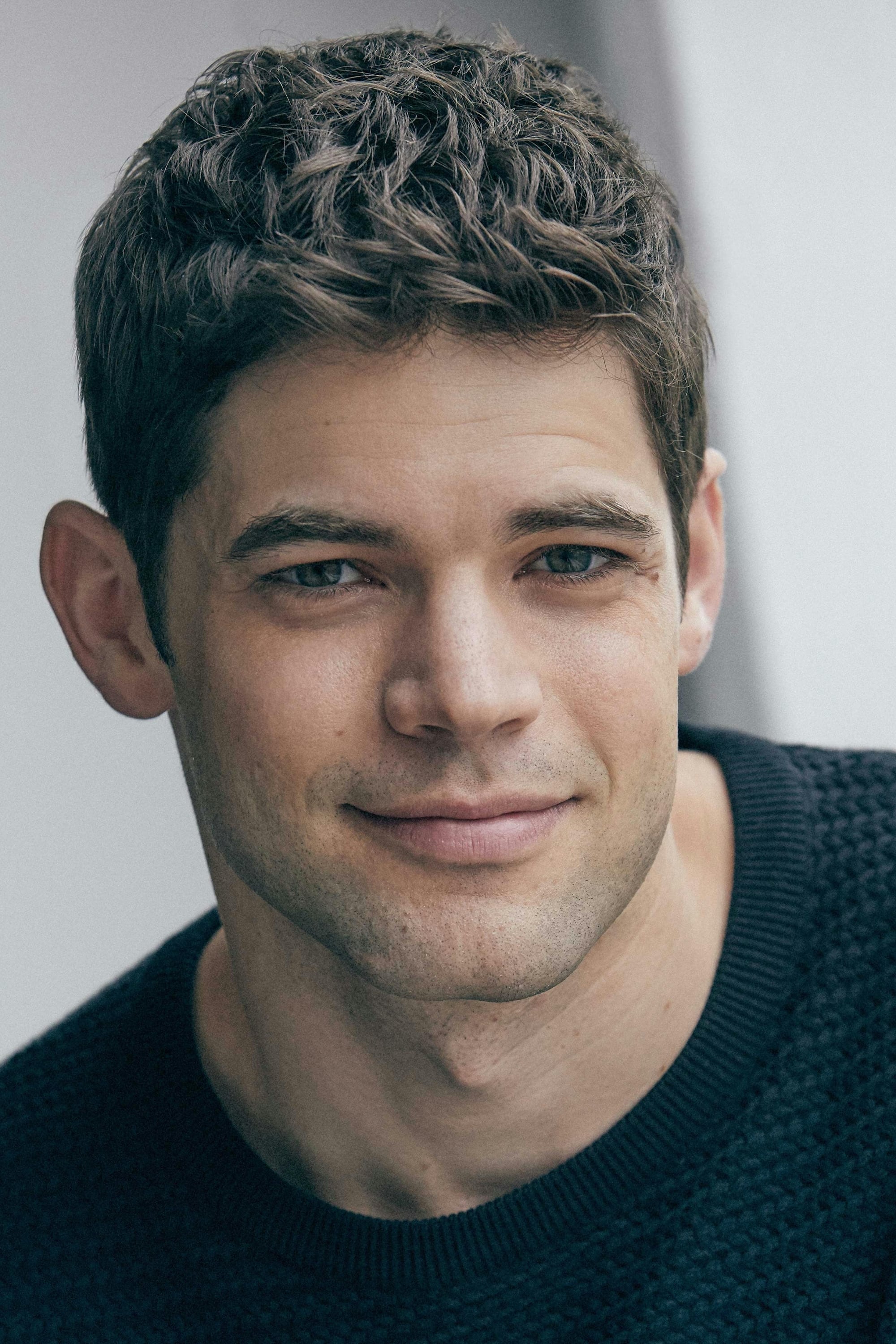 بازیگر Jeremy Jordan  