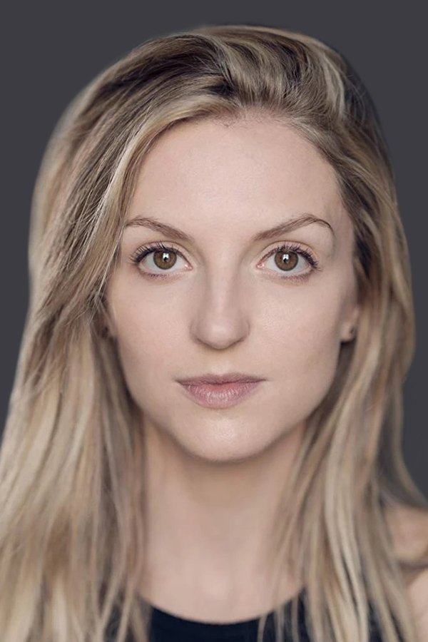 بازیگر Georgia Hirst  