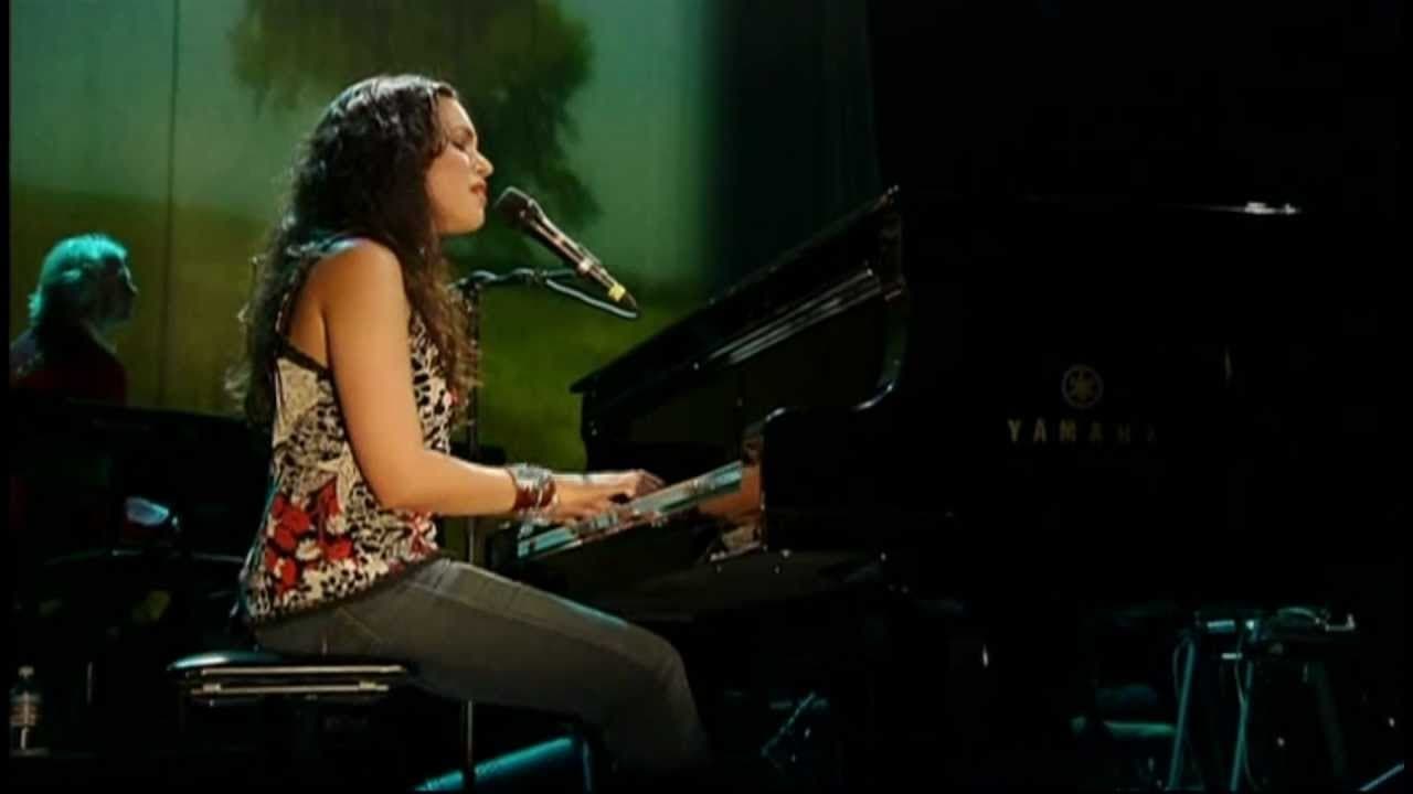 Norah Jones and The Handsome Band: Live in 2004|Norah Jones and The Handsome Band: Live in 2004