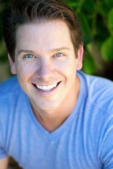 بازیگر Todd Stroik  