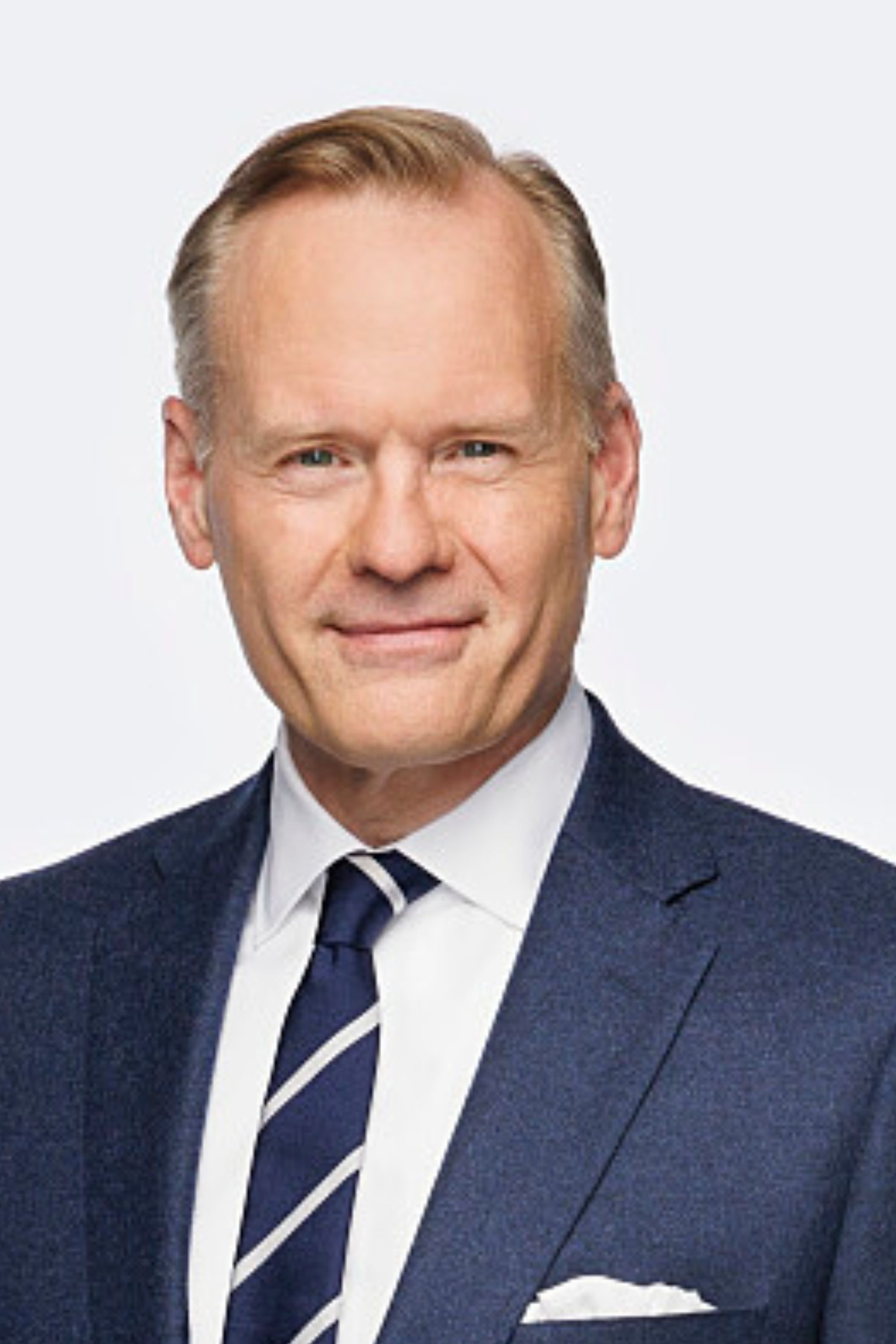 بازیگر John Dickerson  