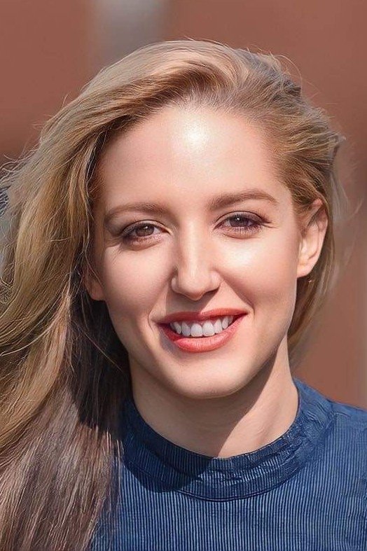 بازیگر Courtney Coffey  