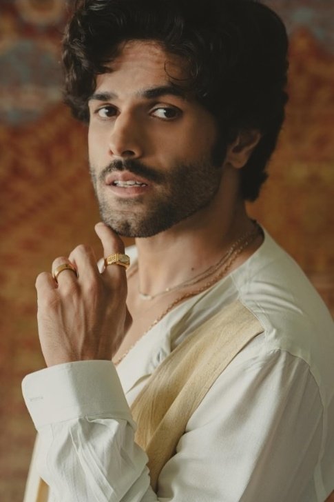 بازیگر Mrinal Dutt  