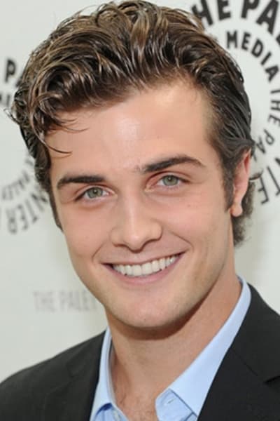 بازیگر Beau Mirchoff  