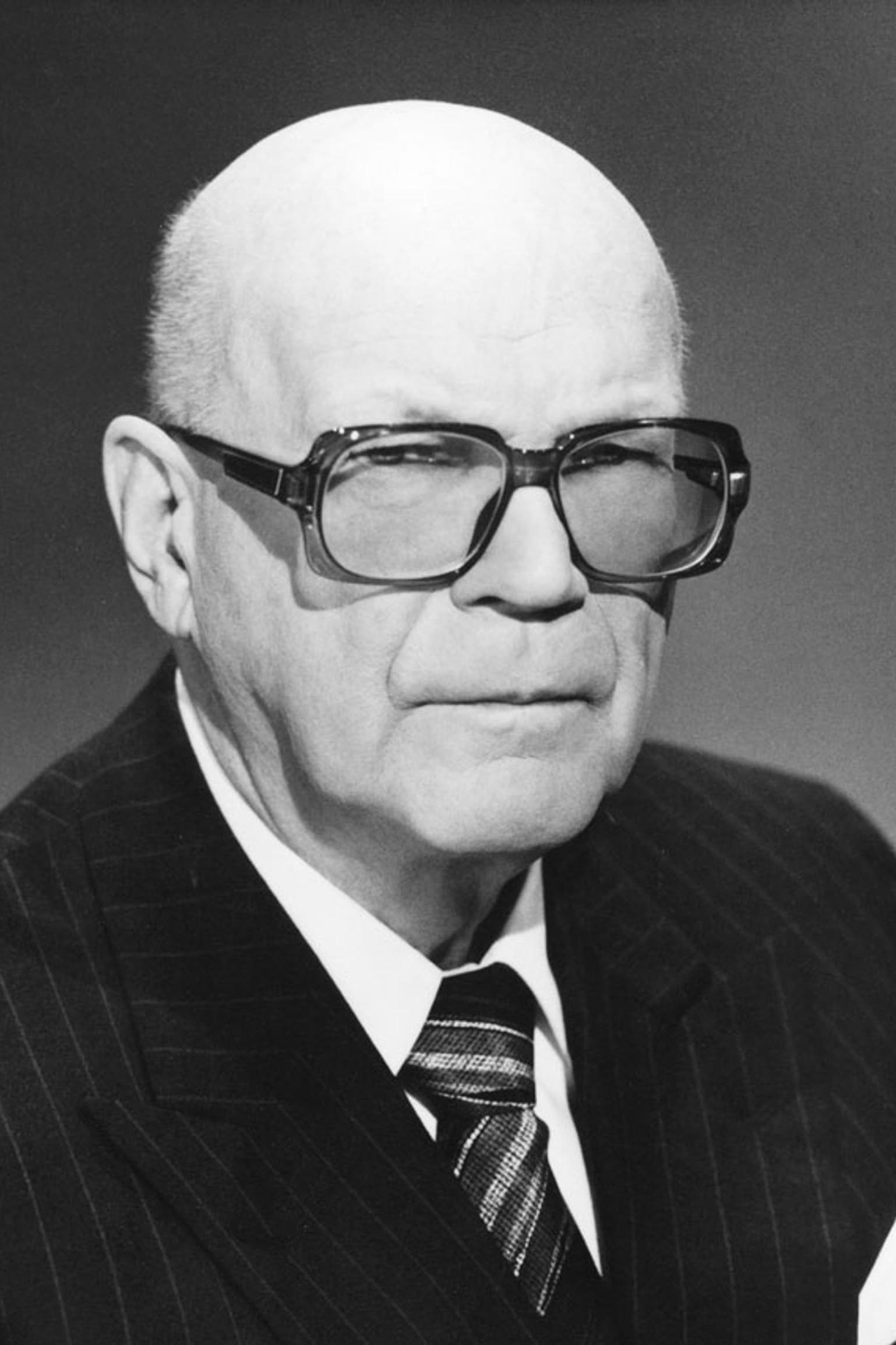 بازیگر Urho Kekkonen  