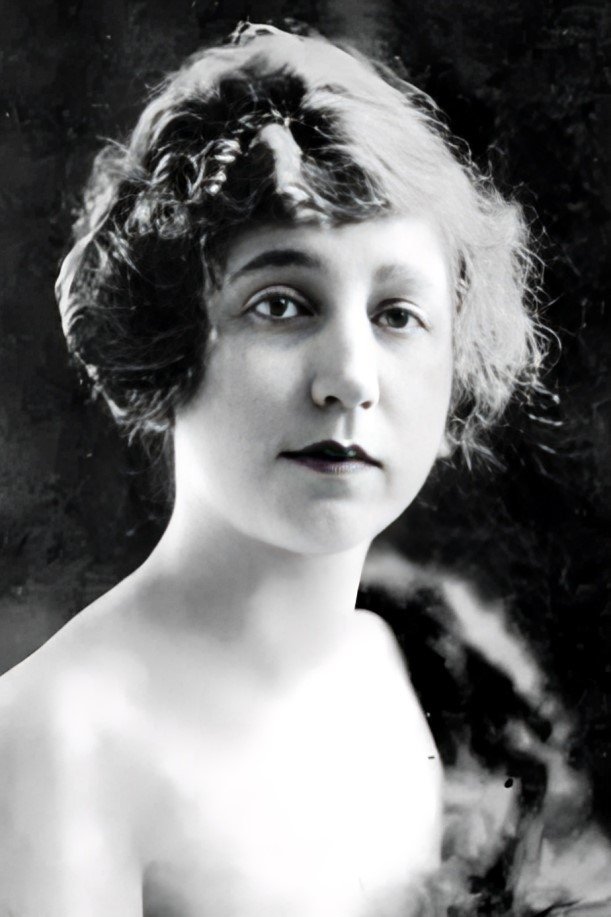 بازیگر Lillian Gale  