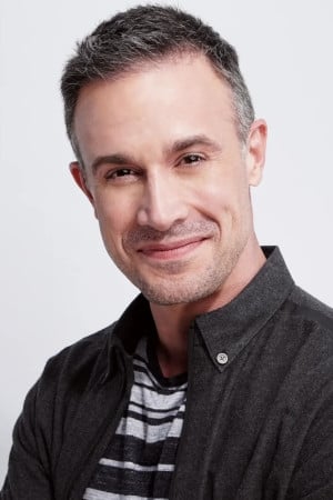 بازیگر Freddie Prinze Jr.  