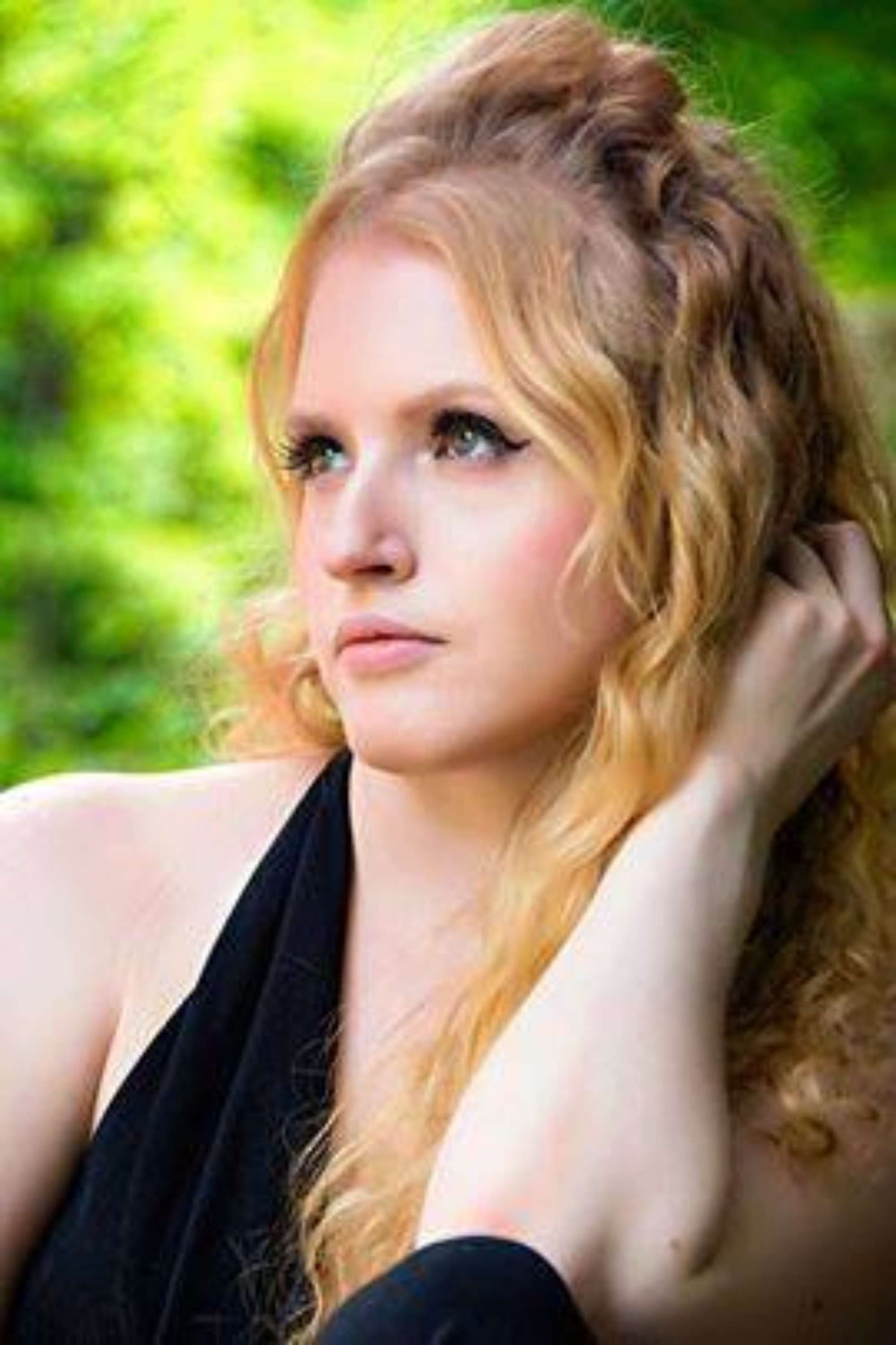 بازیگر Greta Volkova  