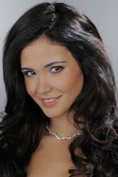 بازیگر Zeynep Sever Demirel  