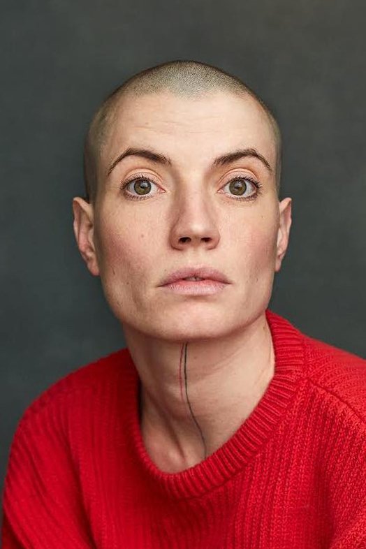 بازیگر Emilie Largier  
