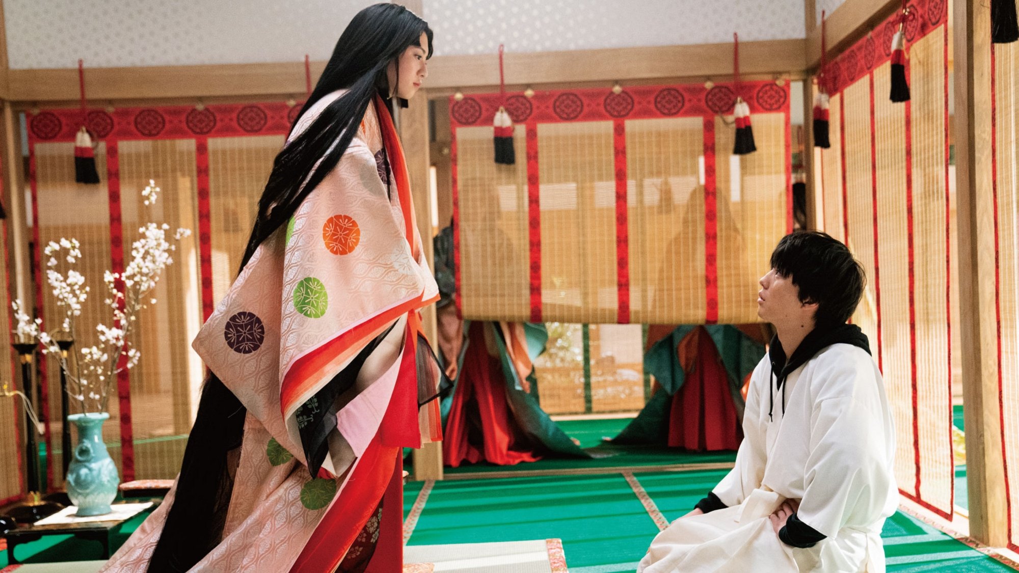 十二単衣を着た悪魔|十二単衣を着た悪魔