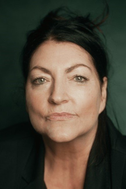 بازیگر Antoinette Morelli  