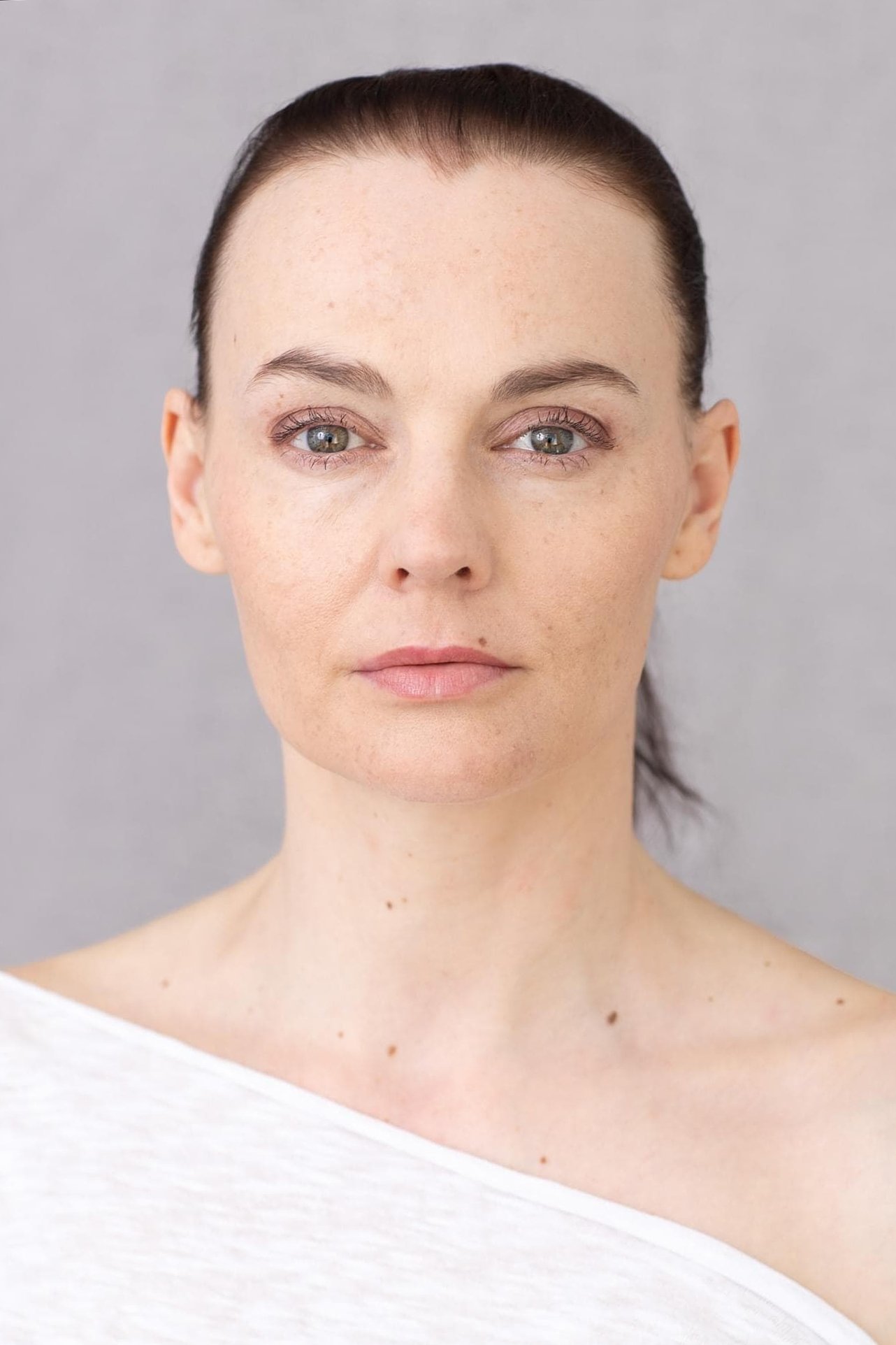 بازیگر Gabriela Mikulková  