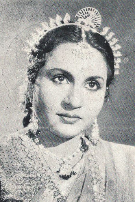 بازیگر P. Santha Kumari  