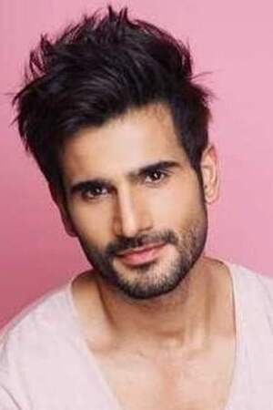 بازیگر Karan Tacker  