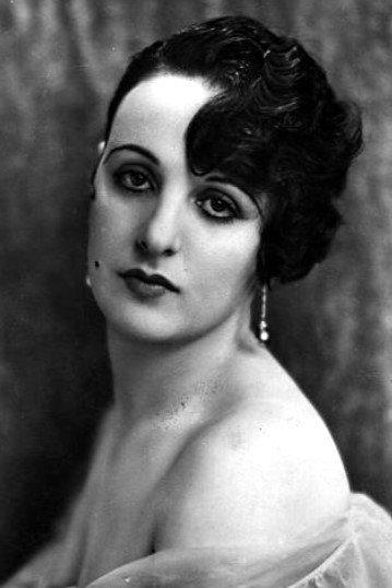 بازیگر Gladys Frazin  