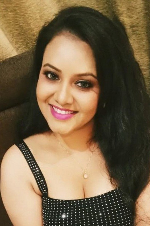 بازیگر Priya Gamre  
