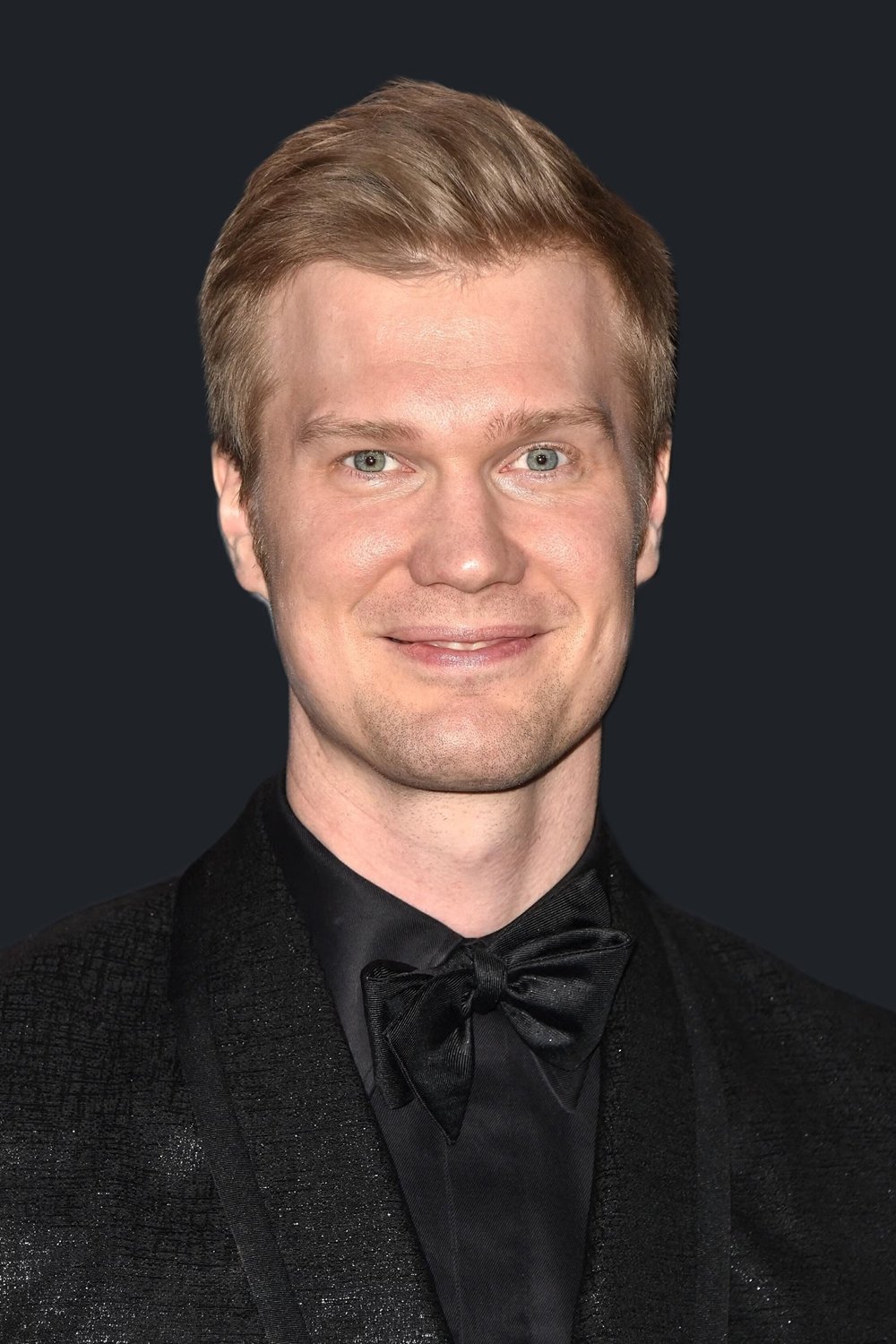 بازیگر Joonas Suotamo  