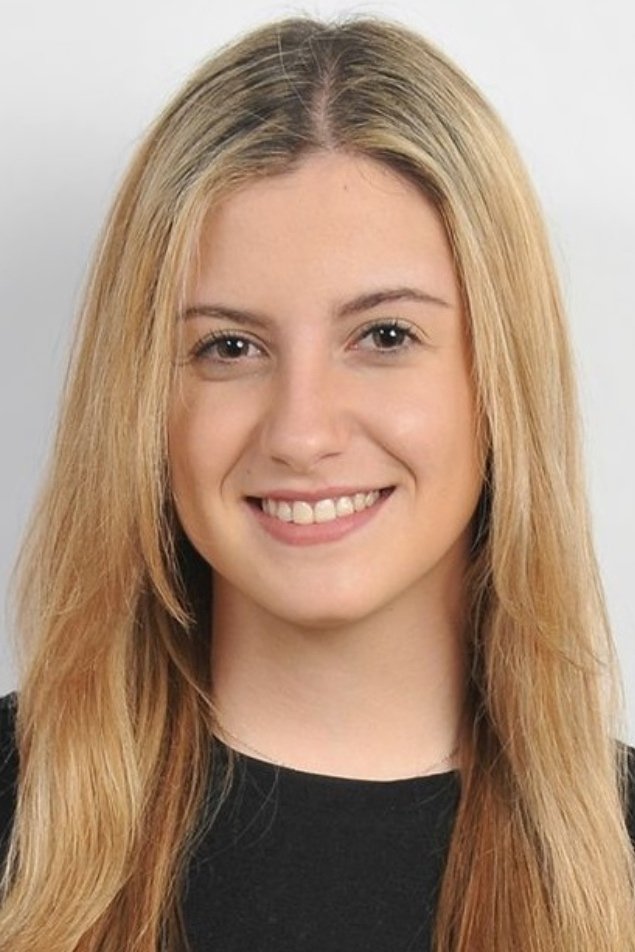 بازیگر Daniela Pinto  
