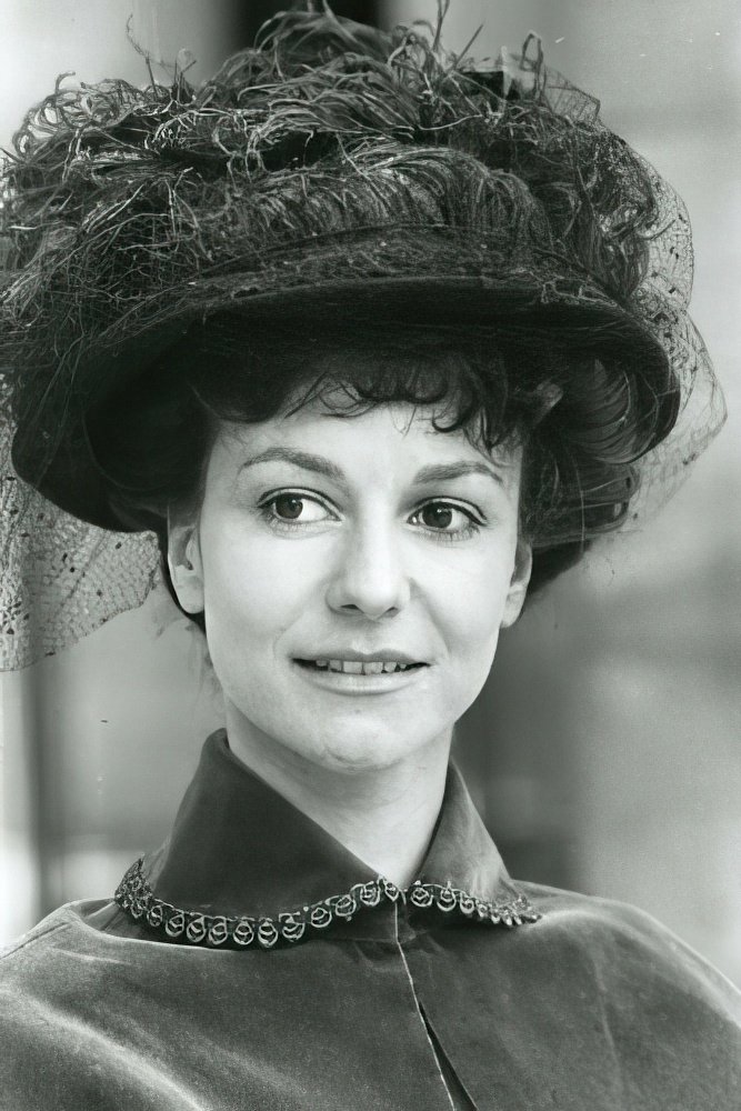 بازیگر Virginie Billetdoux  