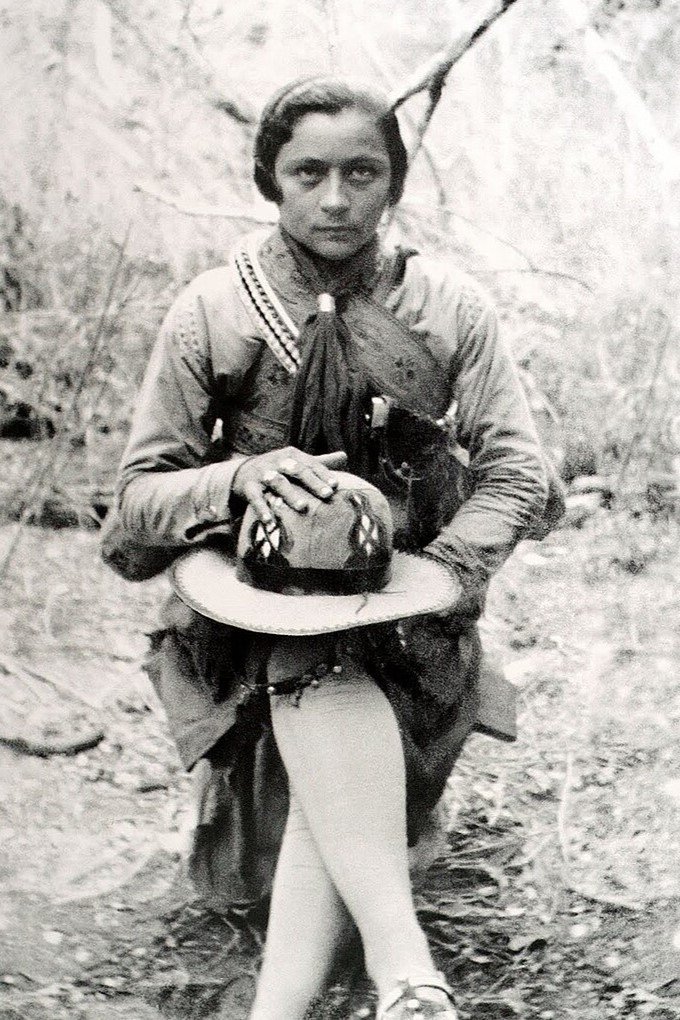بازیگر Maria Gomes de Oliveira  