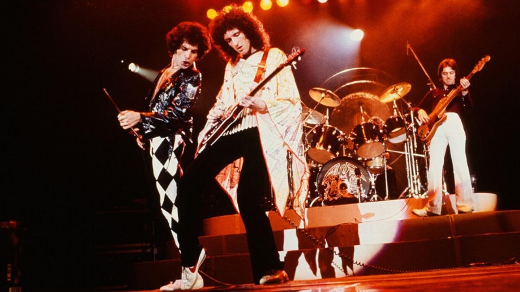 Queen: Rock the World|Queen: Rock the World