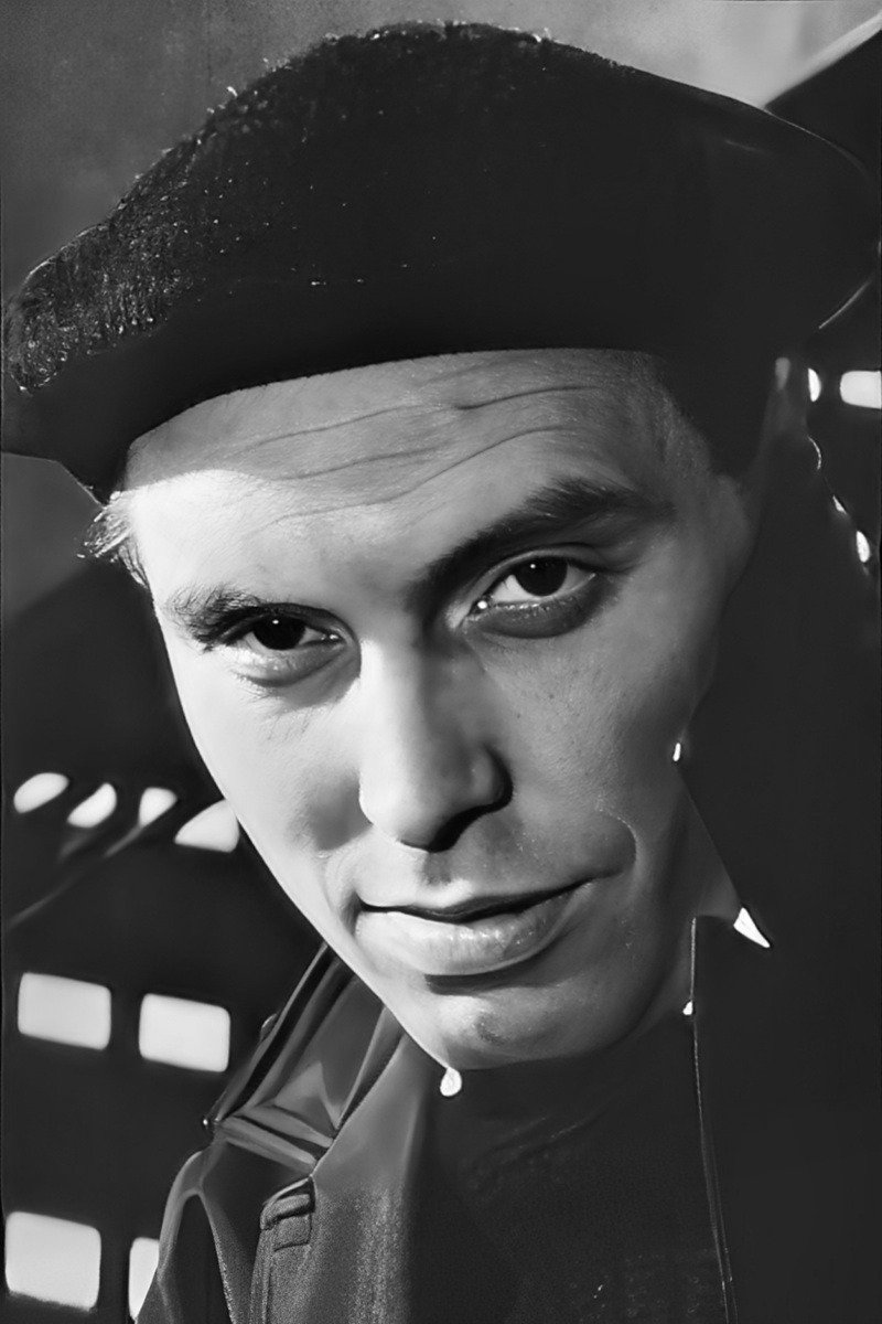 بازیگر Александр Юдин  