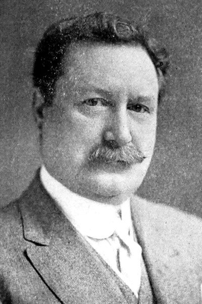 بازیگر William J. Burns  