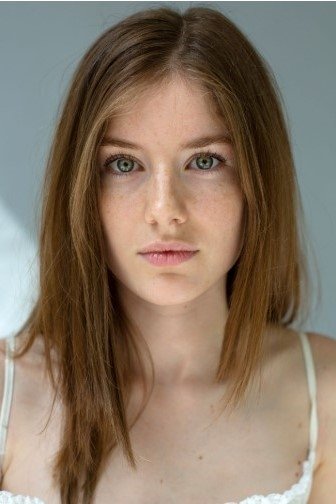 بازیگر Grace Hancock  