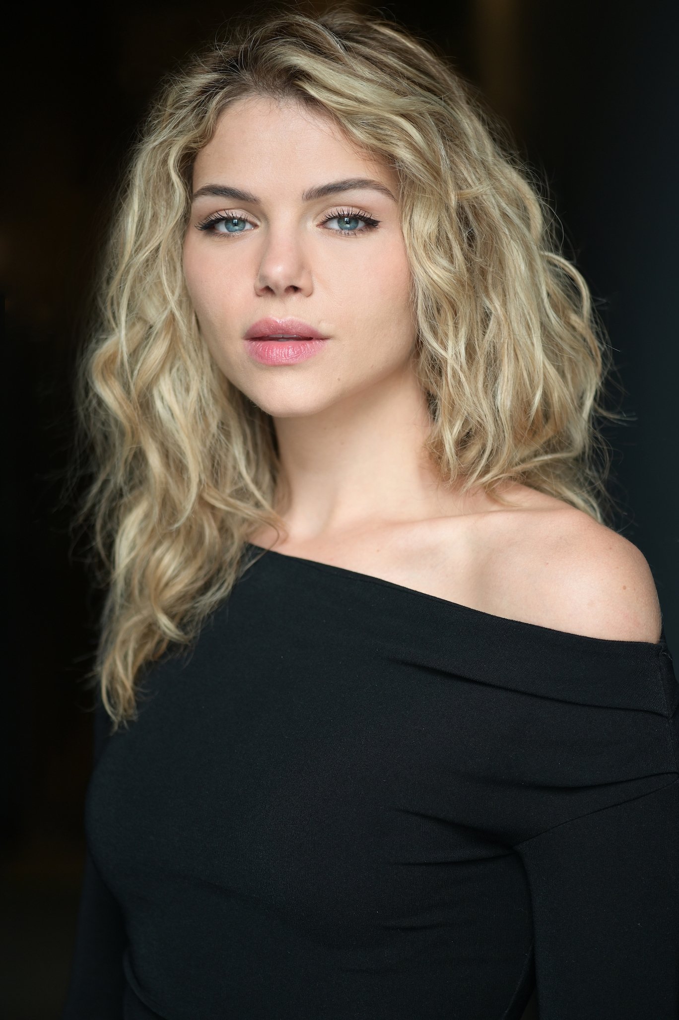 بازیگر Laura Paolillo  