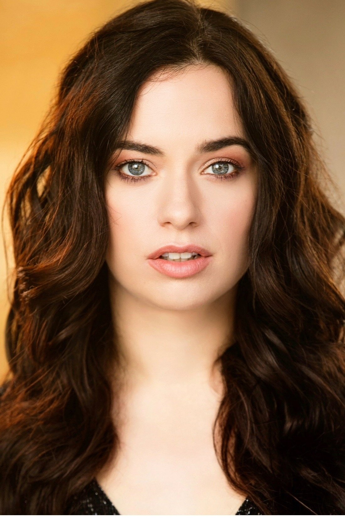 بازیگر Lauren Elyse Taylor  