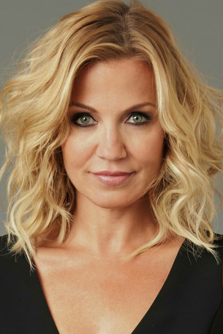 بازیگر Michelle Beadle  