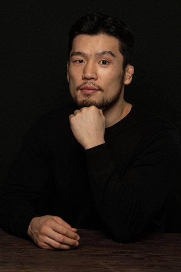 بازیگر Hong Jun-young  
