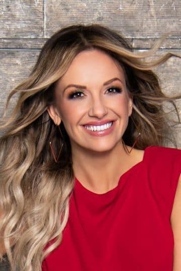 بازیگر Carly Pearce  