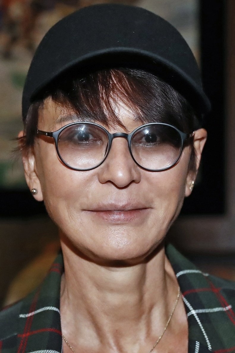 بازیگر Ирина Хакамада  