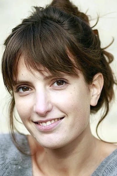 بازیگر Noémie Landreau  