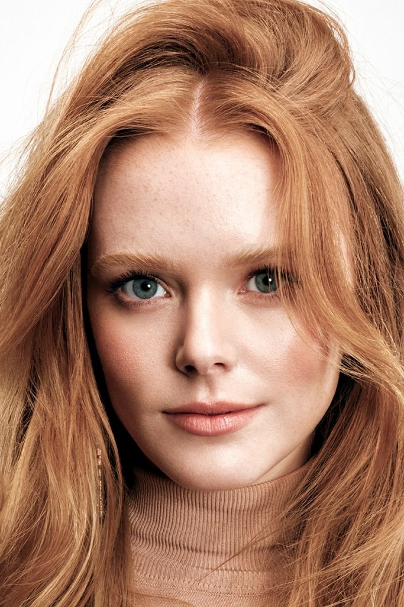 بازیگر Abigail Cowen  