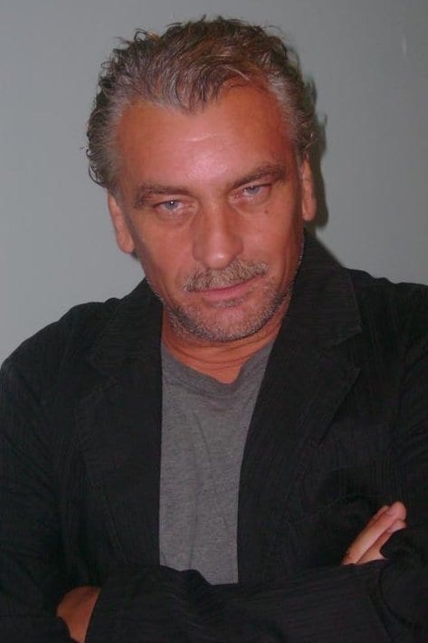 بازیگر Musto Pelinkovicci  