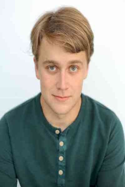 بازیگر Connor Matthews  
