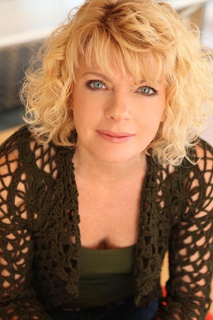 بازیگر Karyn Quackenbush  