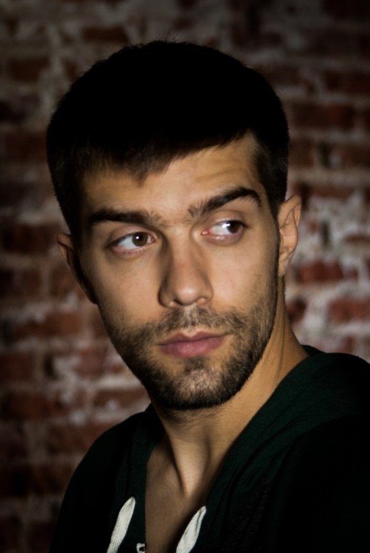 بازیگر Raúl Pulido  