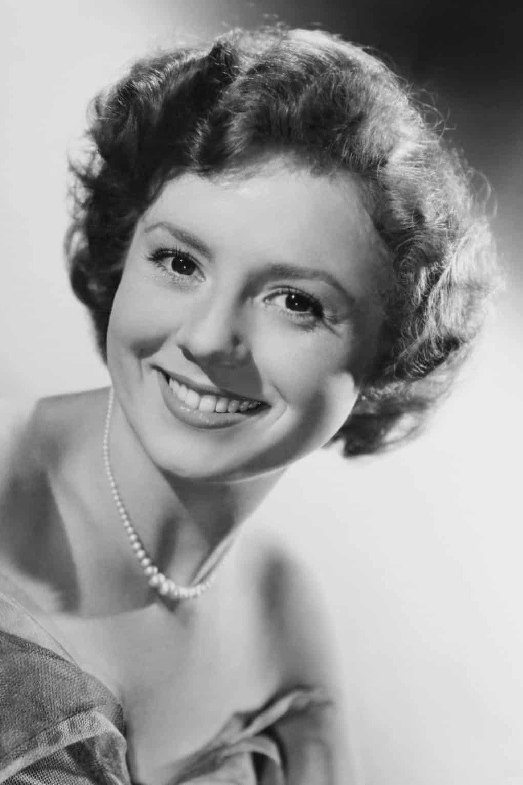 بازیگر Betty Lynne  