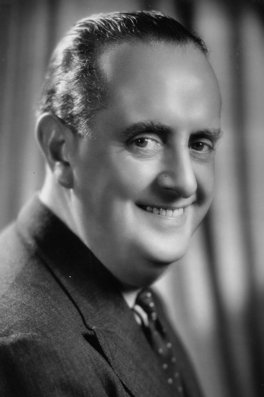 بازیگر Sydney Howard  