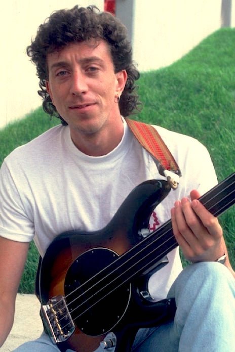 بازیگر Pino Palladino  