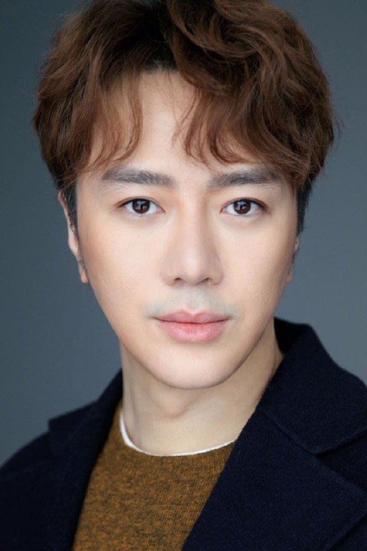 بازیگر Wang Junhao  