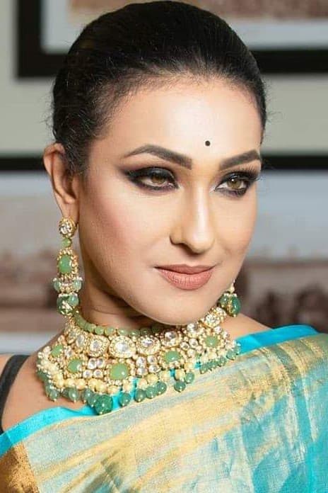 بازیگر Rituparna Sengupta  