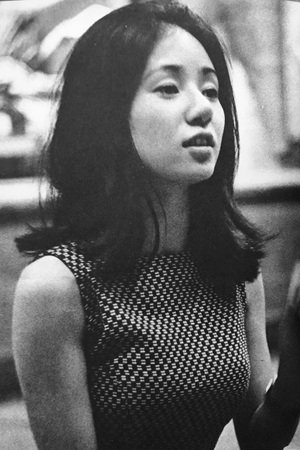 بازیگر 小川眞由美  