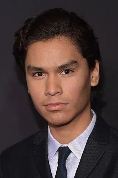 بازیگر Forrest Goodluck  