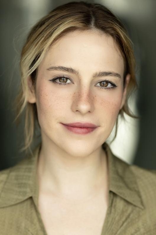 بازیگر Pauline Vovelle  