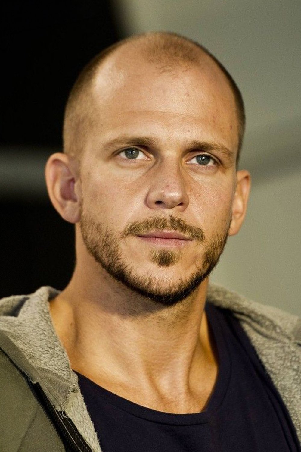 بازیگر Gustaf Skarsgård  